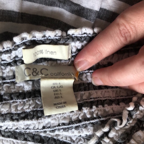 Lightweight Off the Shoulder Summer Top - Picture 2 of 4